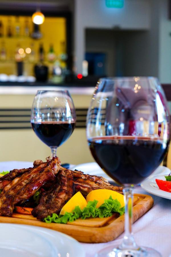 Lord Tirana Hotel Vore