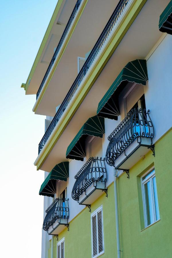 Lord Hotel
