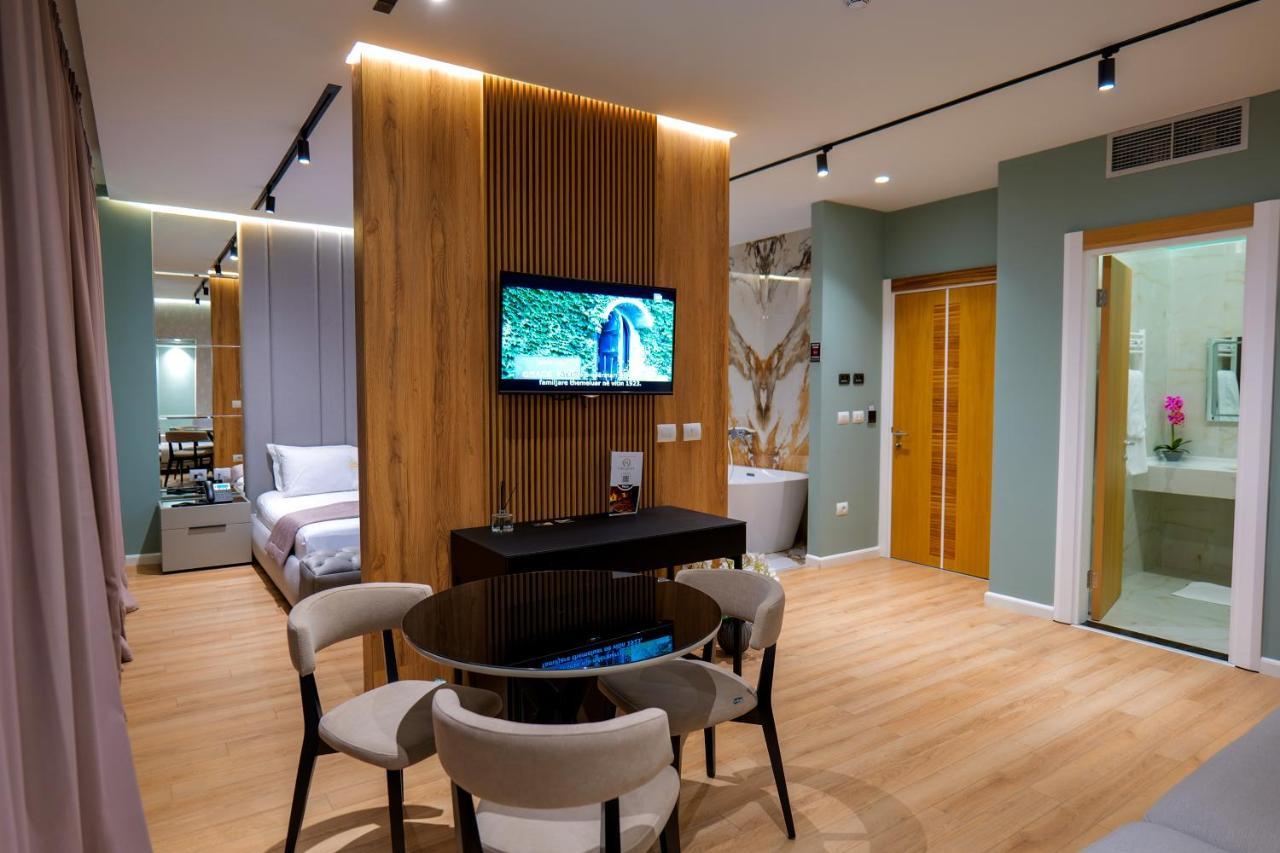 Hotel Lord Tirana 4*